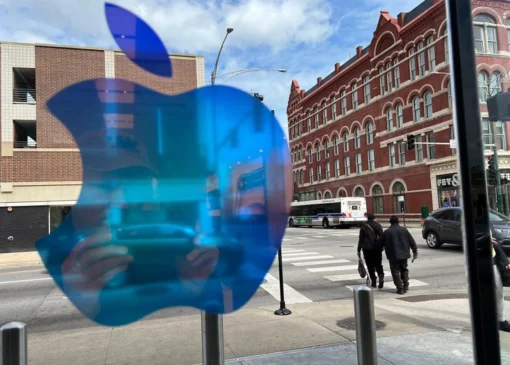 اپل برای عرضه هوش مصنوعی در آیفون با بایدو چین مذاکره می‌کند