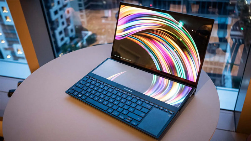 لپ تاپ برای طراحی سایت