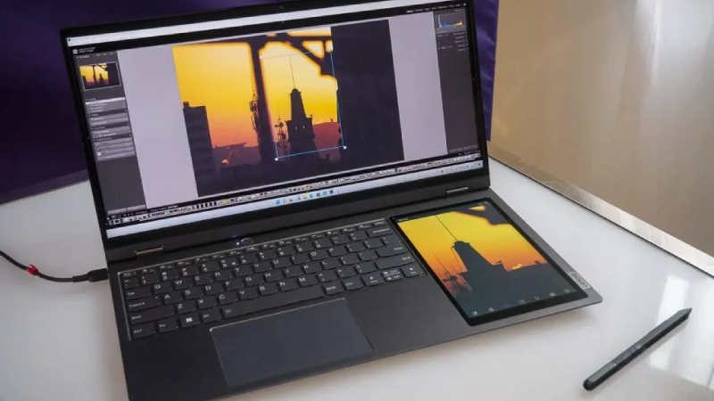 لپ تاپ مناسب طراحی سایت